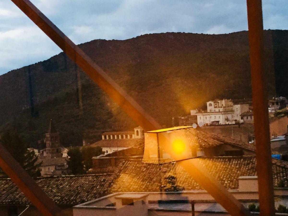 La Suite Tivoli Luaran gambar